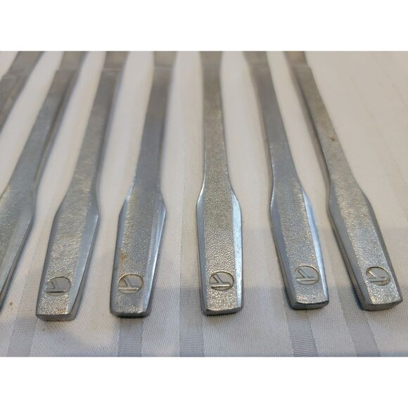 10pc Vintage Eastern Airlines Stainless Steele International Knife Set Flatware - Picture 3 of 6